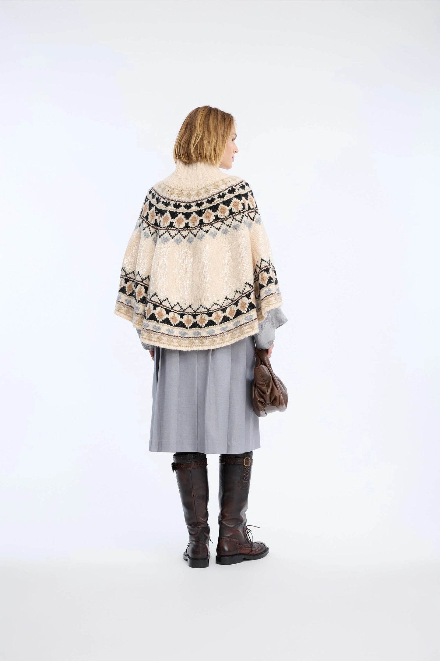 Verst Poncho in Nordic Style and Sequins MixCreme