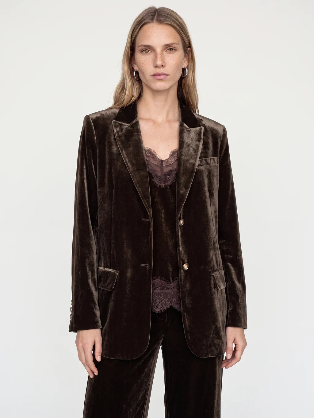 MMEmery Vera Velvet Blazer Delicioso