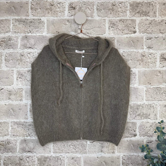 Mosel 8827 - Knitted Hooded Vest