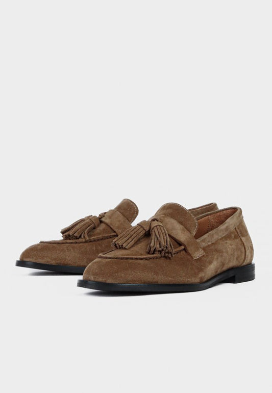 Serena Tassel Suede Loafer Cognac
