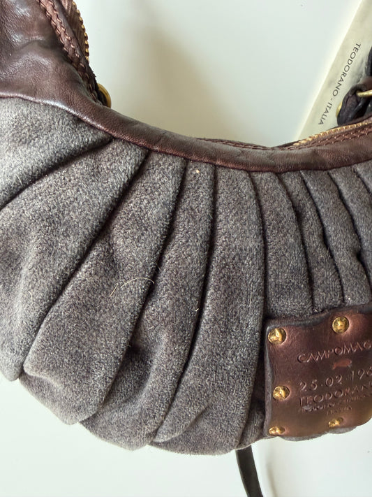 Luna - Small "Crossaint" Shoulder Bag in Velvet