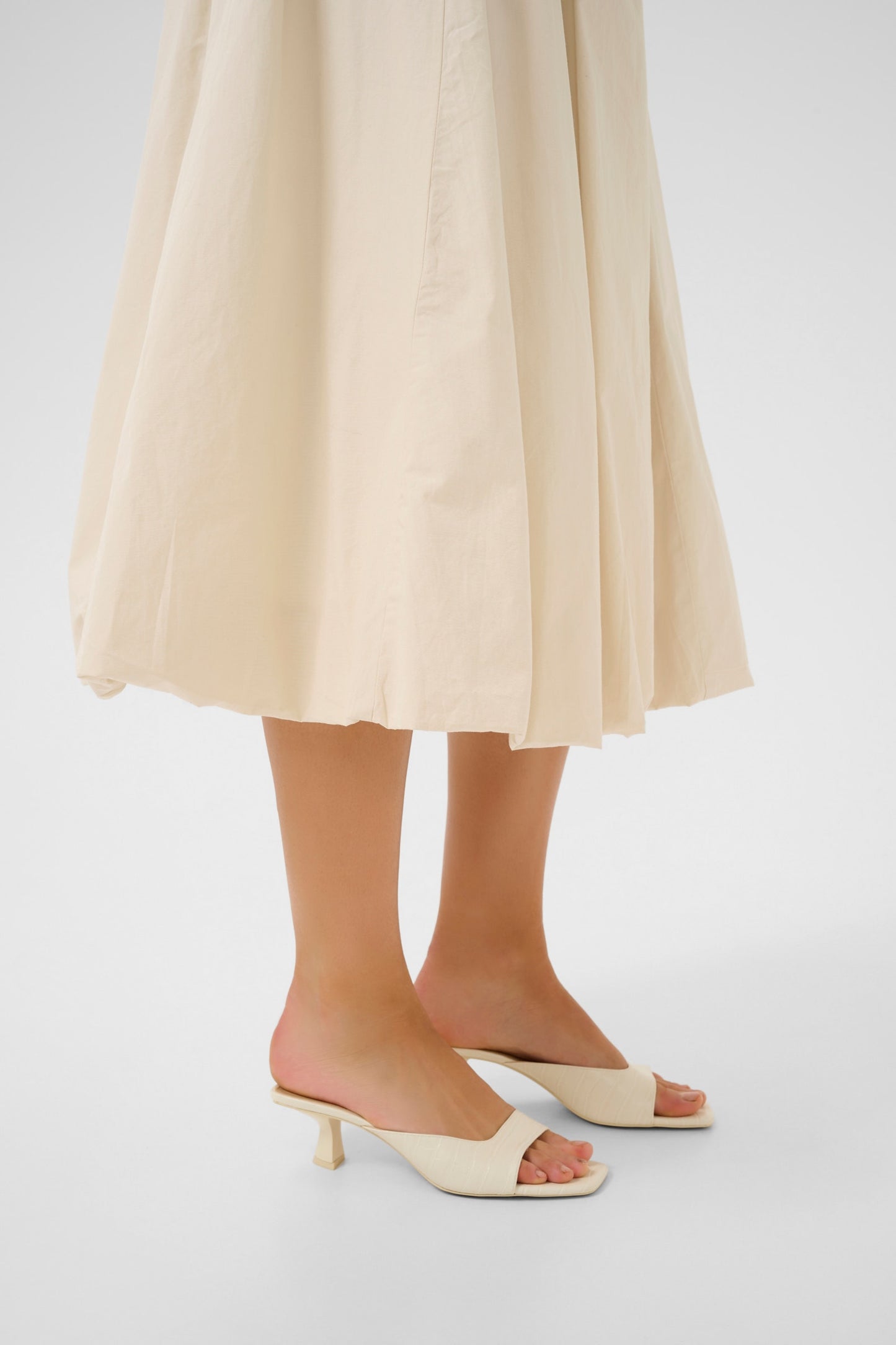 SunnaMW Baloon Skirt Almond Milk