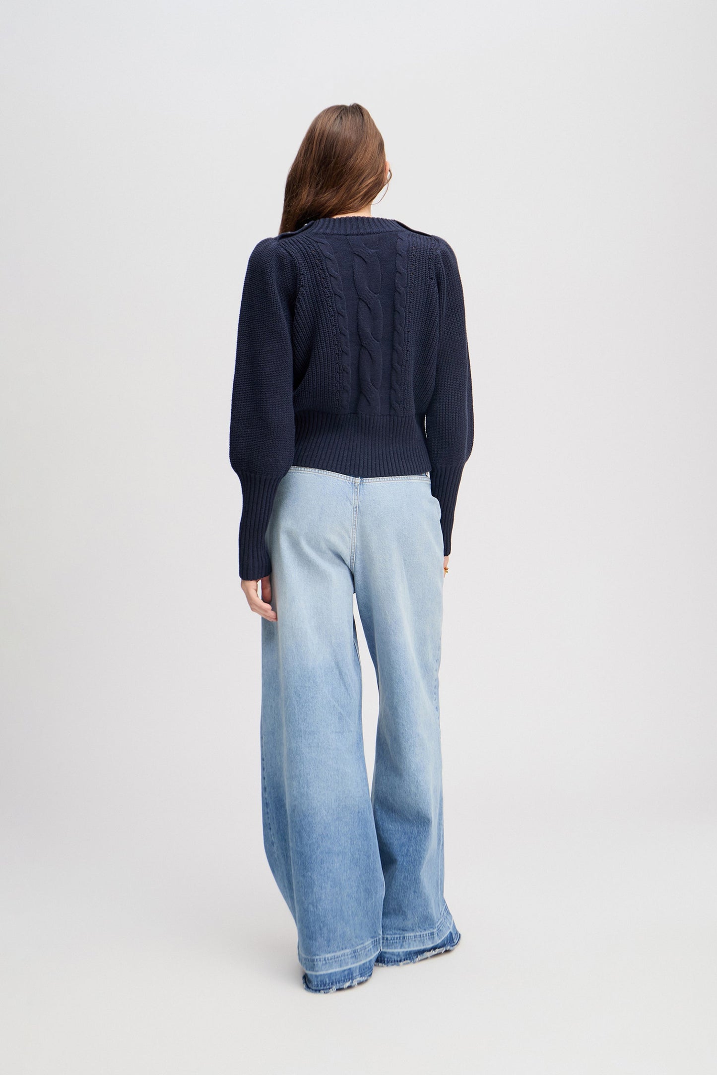 Lysta Classic Cable Knit With a Twist Navy