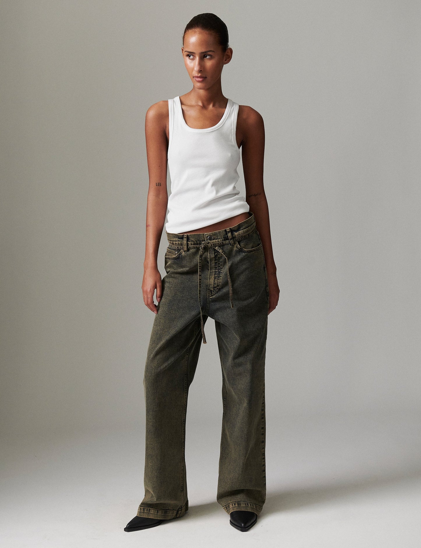 Elija Straight Leg Jeans Elmwood
