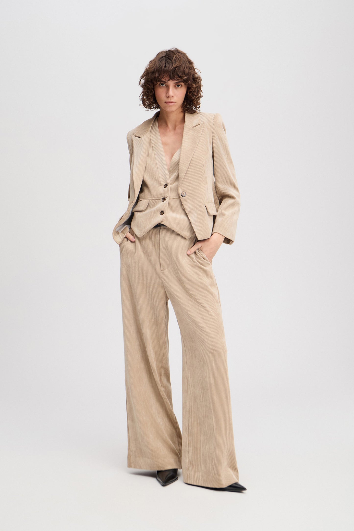 Lawo Fitted Corduroy Blazer Latte