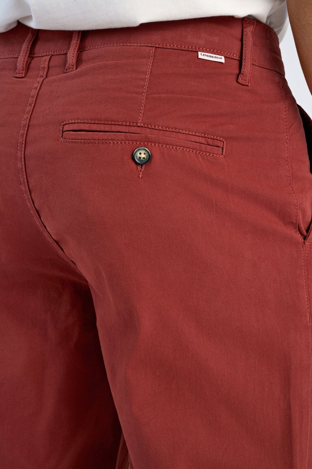 Mens- Cotton Chino in Relaxed Fit