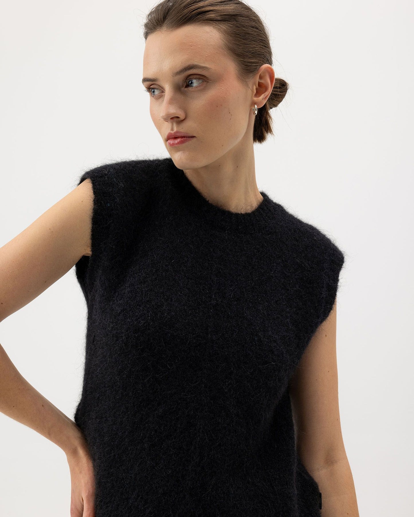 Tindra Knitted Vest Top Black