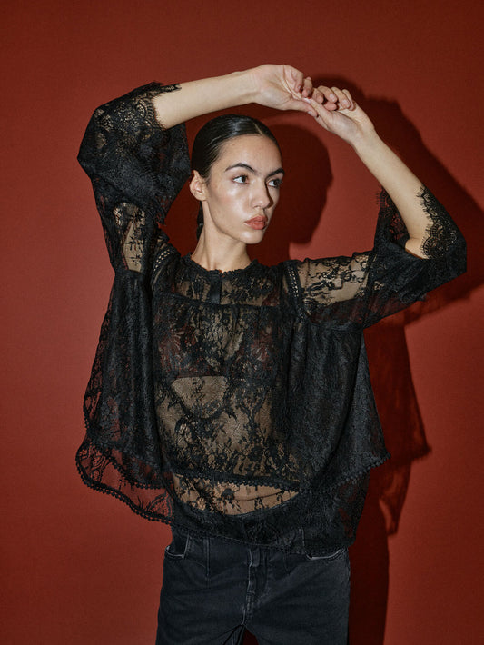 MMHNeat Lace Blouse Black