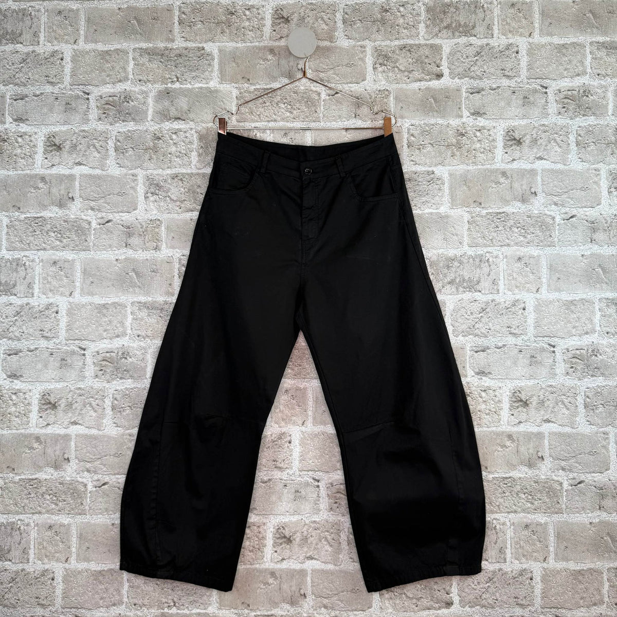 Unito 60248 Cotton Barrel Leg Trouser Black