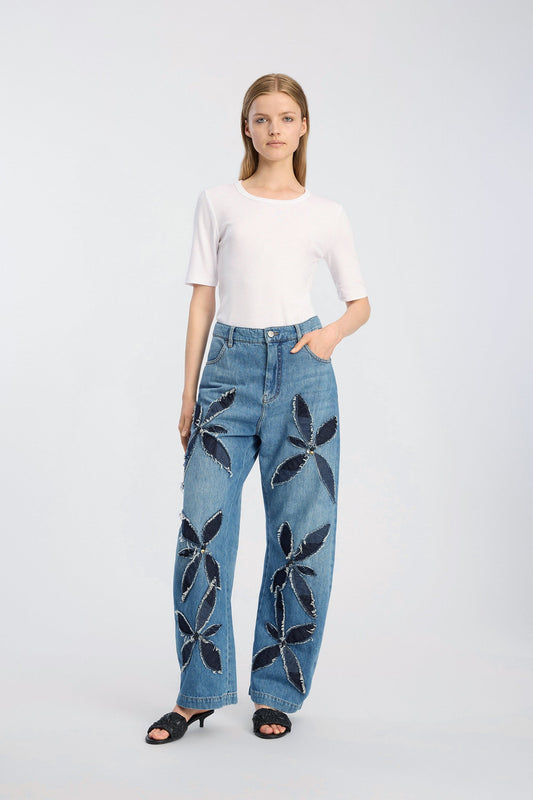 Bimo Jeans with Appliquèd Floral Motif Blue