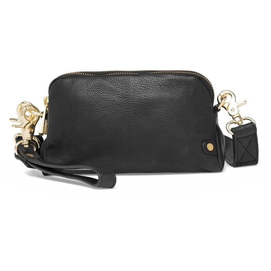 15472 Small leather clutch in classic design