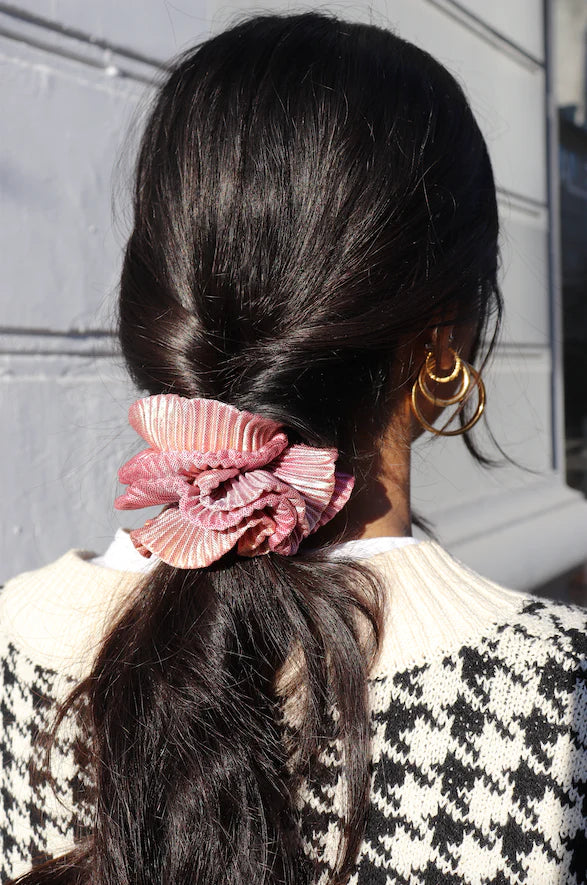 Pico Studio Metallic Scrunchie