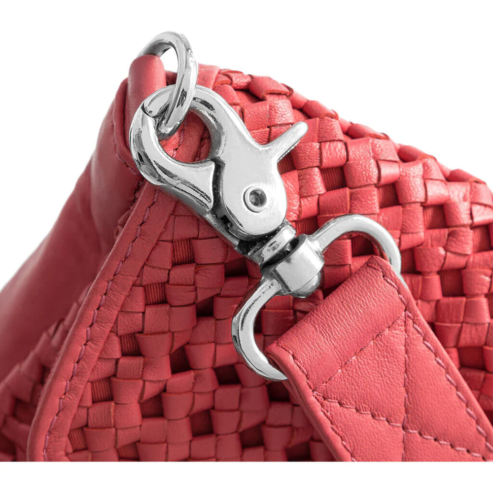 Clutch Leather Decorated with Weaving / Berry