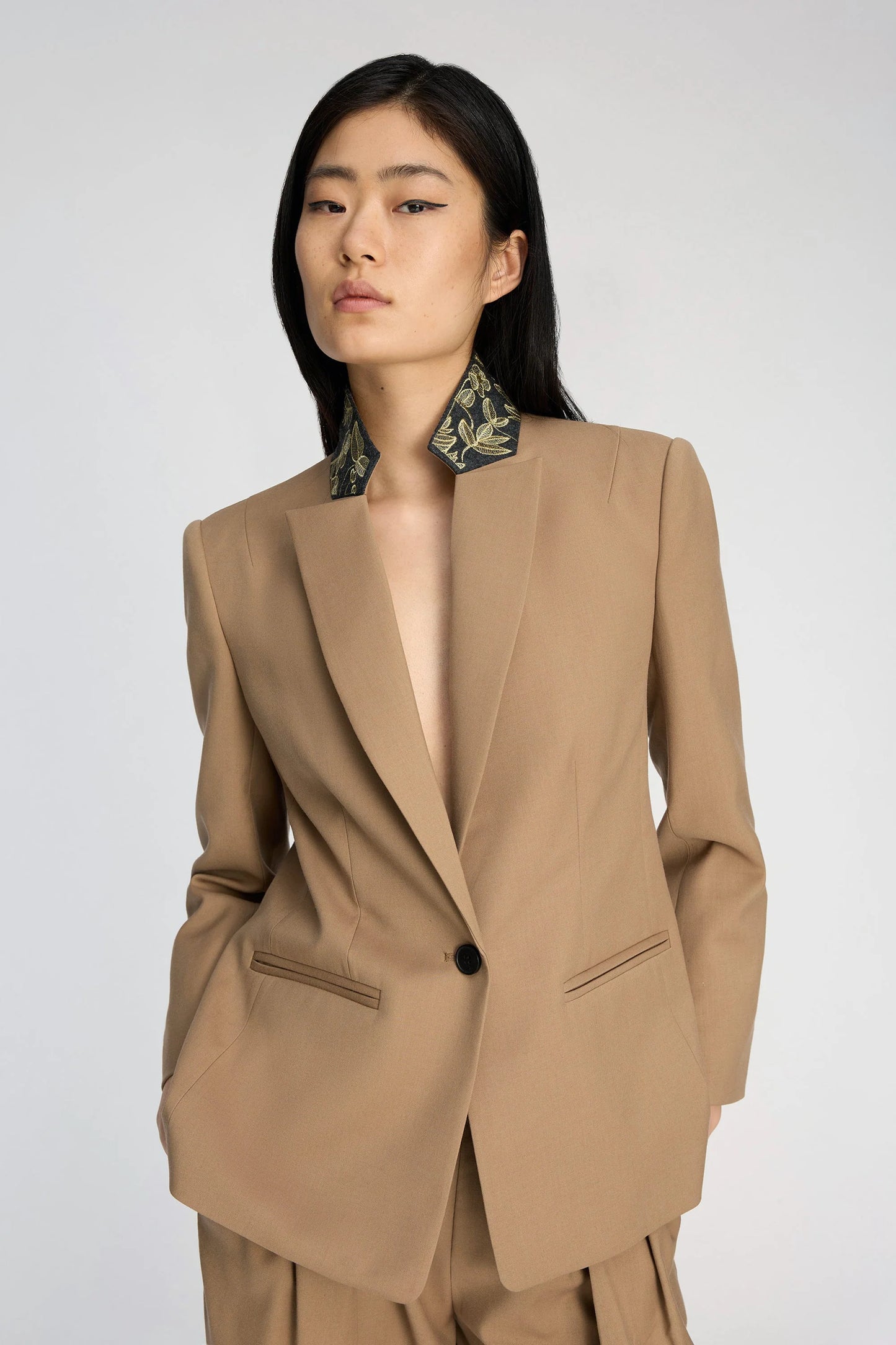 Bineeta Tailored Blazer Camel