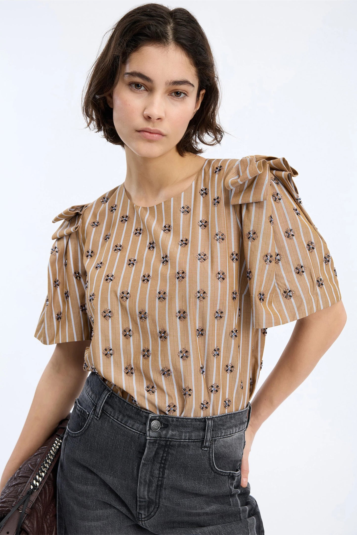 Vapouri Blouse with Embellishment Nature