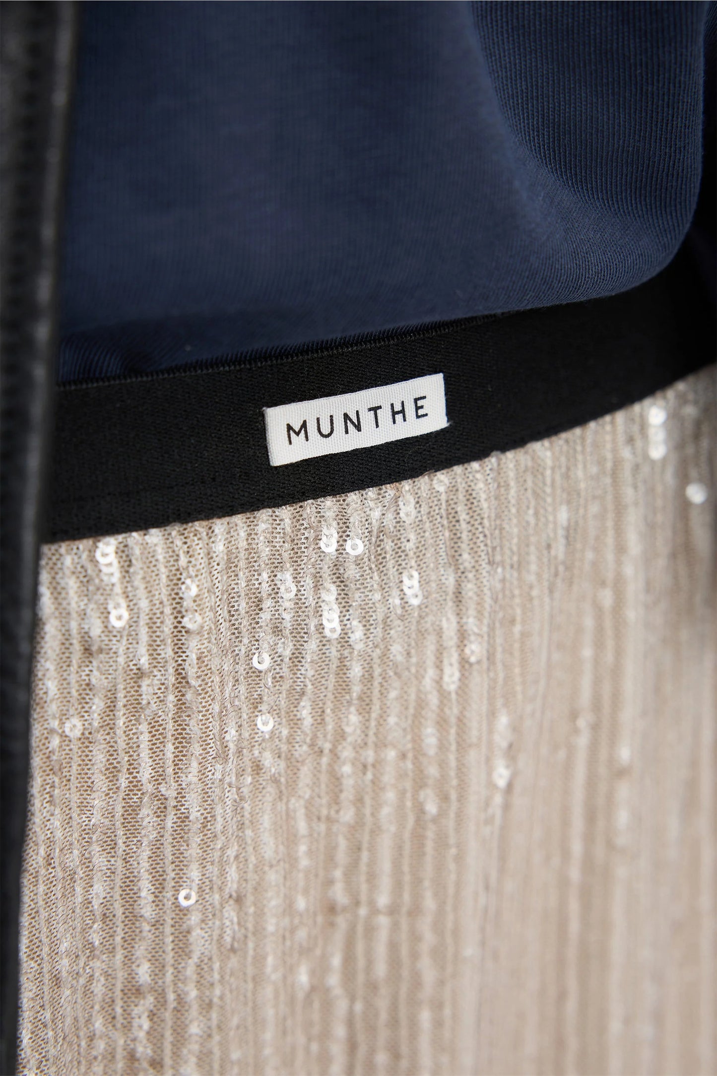 Vuzia Sequin Skirt Print Camel