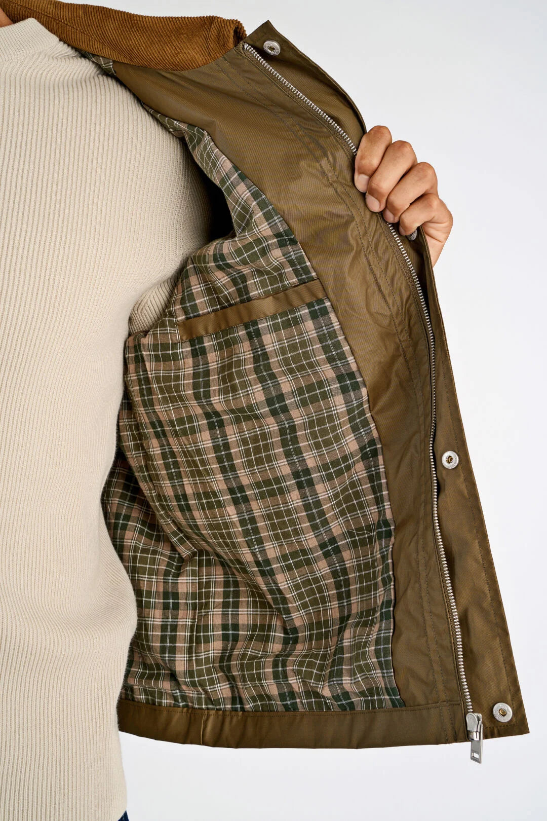 Mens- Short Wax Water Repellent Jacket Dark Army