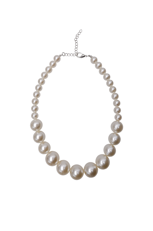 Farida Mother of Pearl Necklace