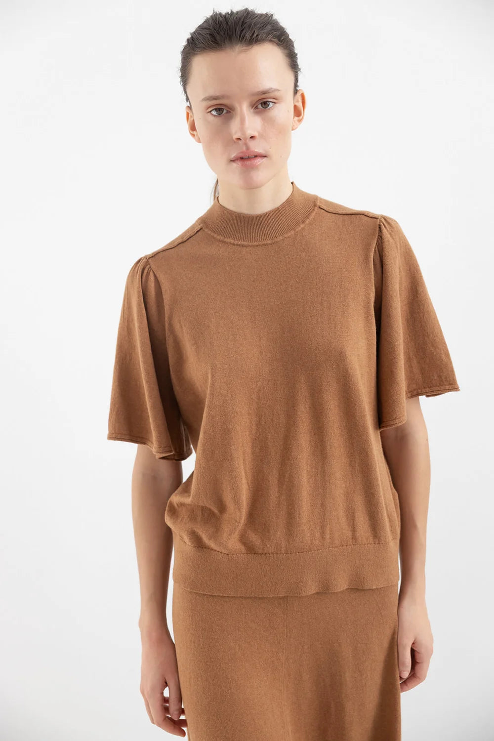 Sascha Short Sleeved Knitted Top Bronze