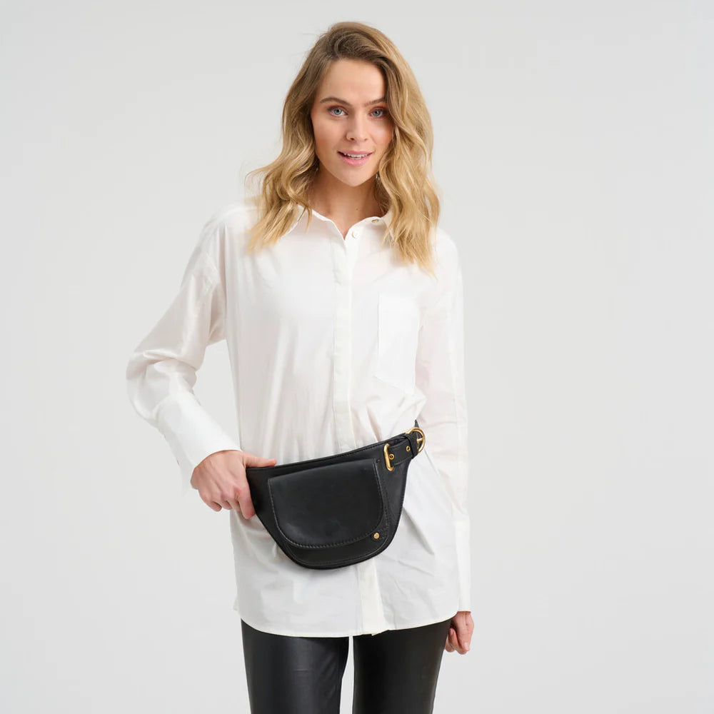17018 - Golden Chic Beltbag Black