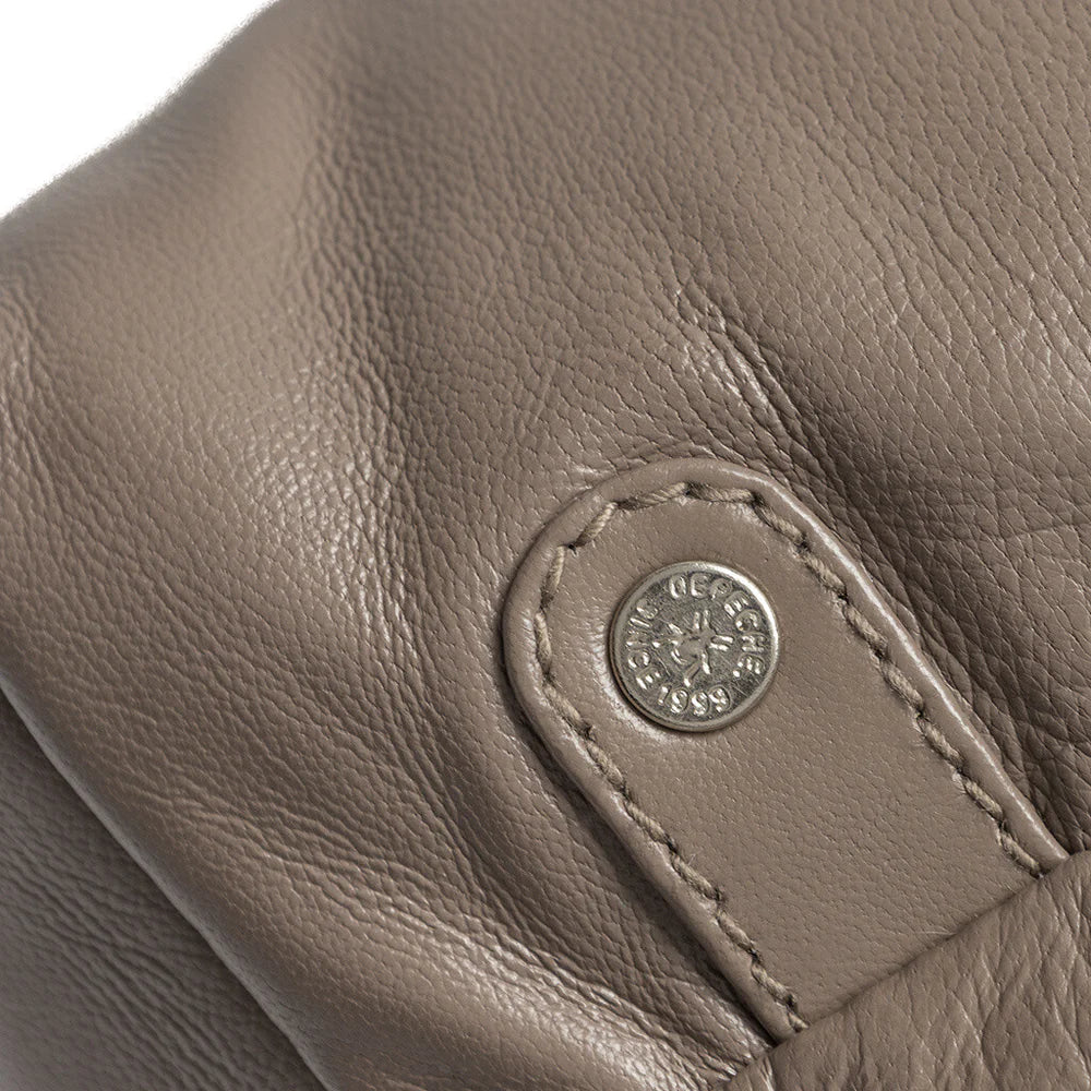 15880 Depeche - Crossbody in buttery soft leather quality