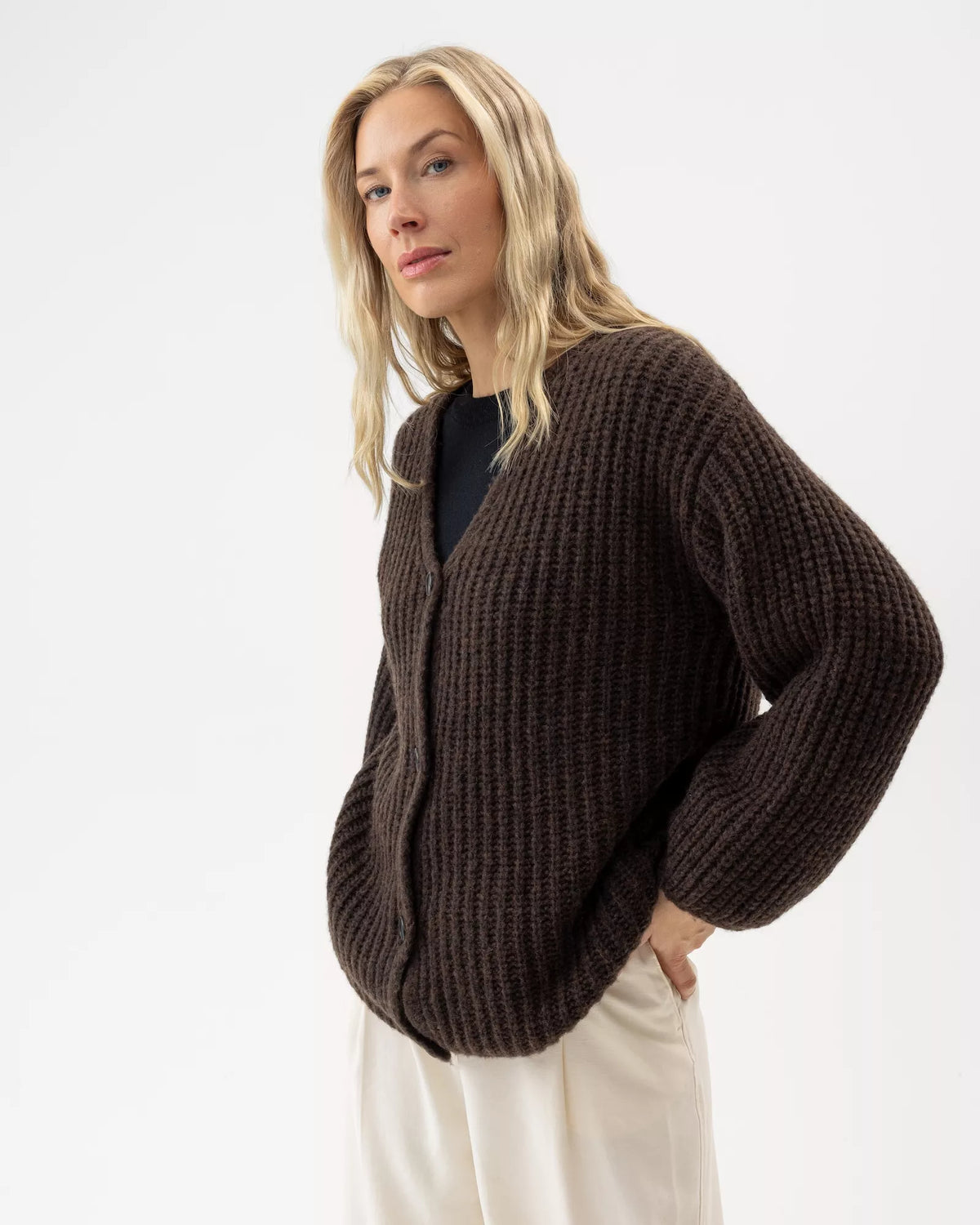 Cajsa Cardigan Brown