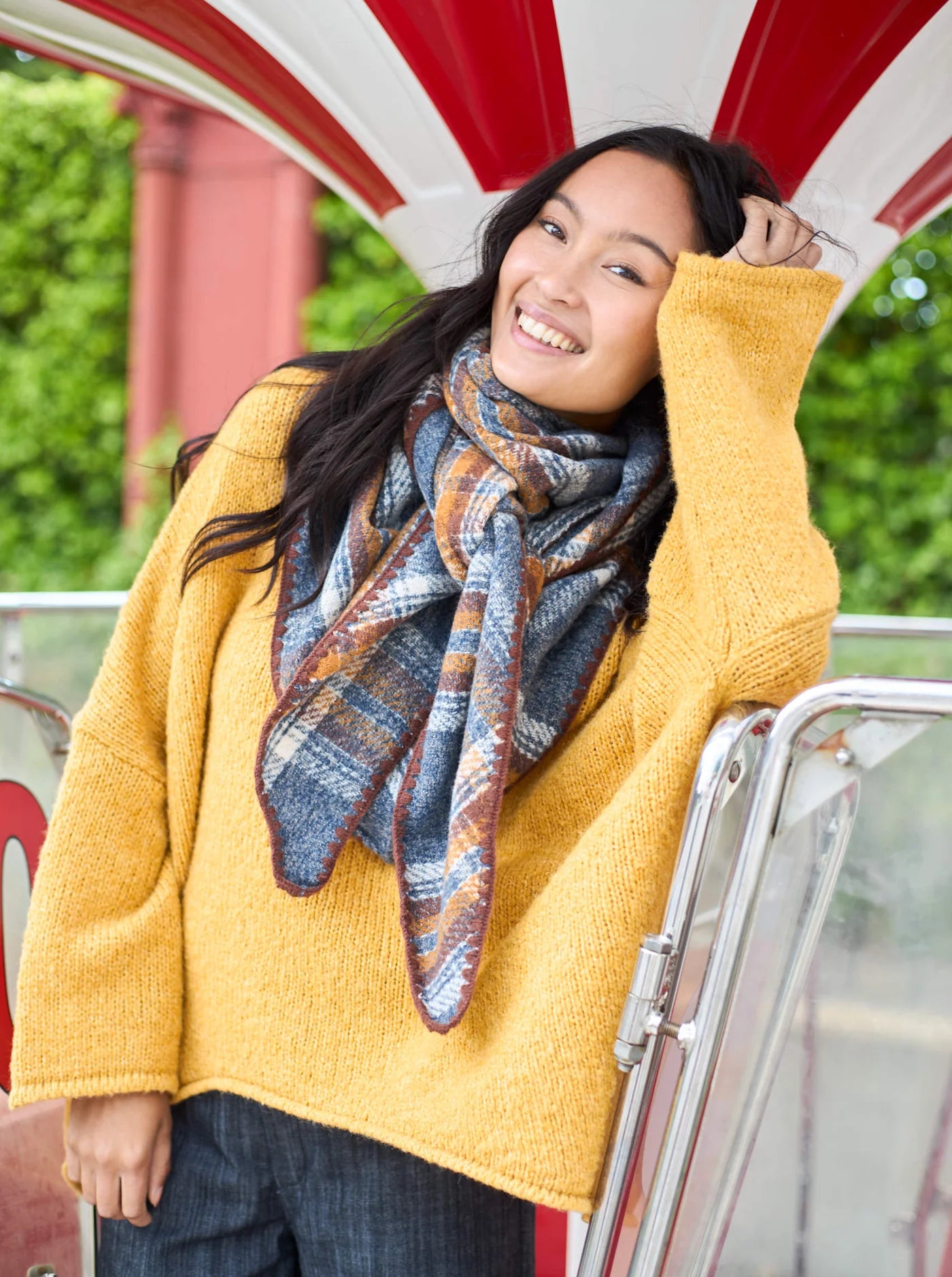 BCLEONI Chequered Scarf - Mocca/Grey