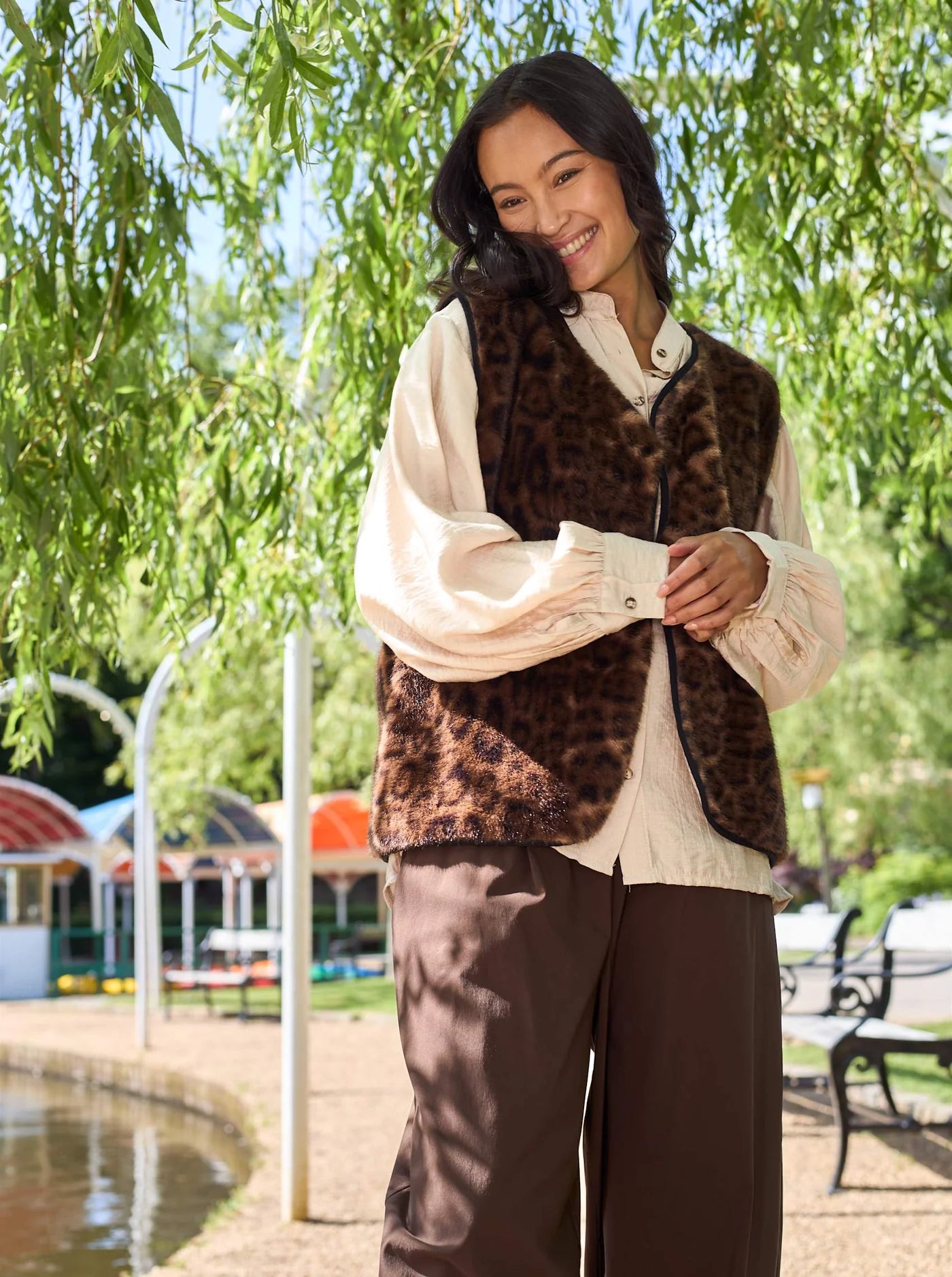 BCShanti Vest - Brown Leo