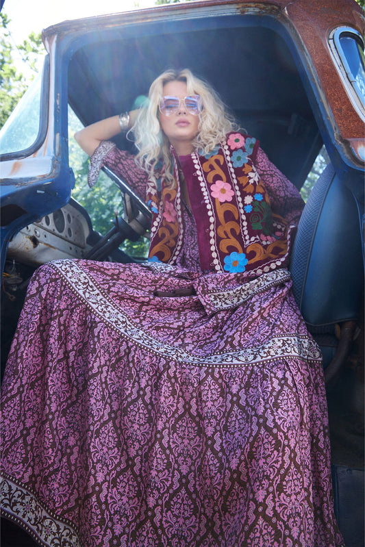 BinLL Velvet Vest With Embroidery