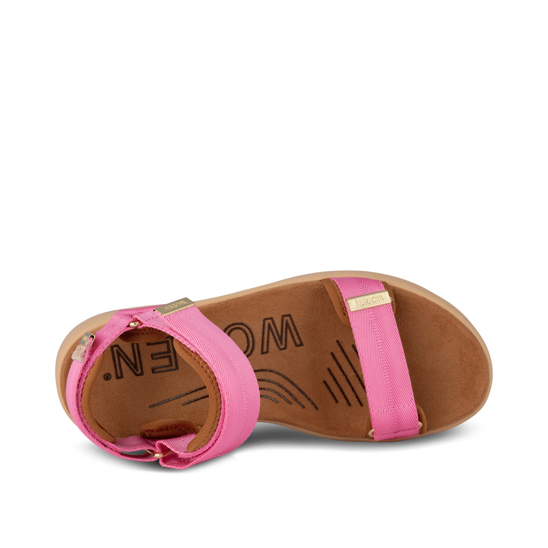 Line Sandal
