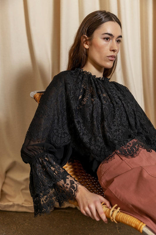 Minnie  Lace Blouse