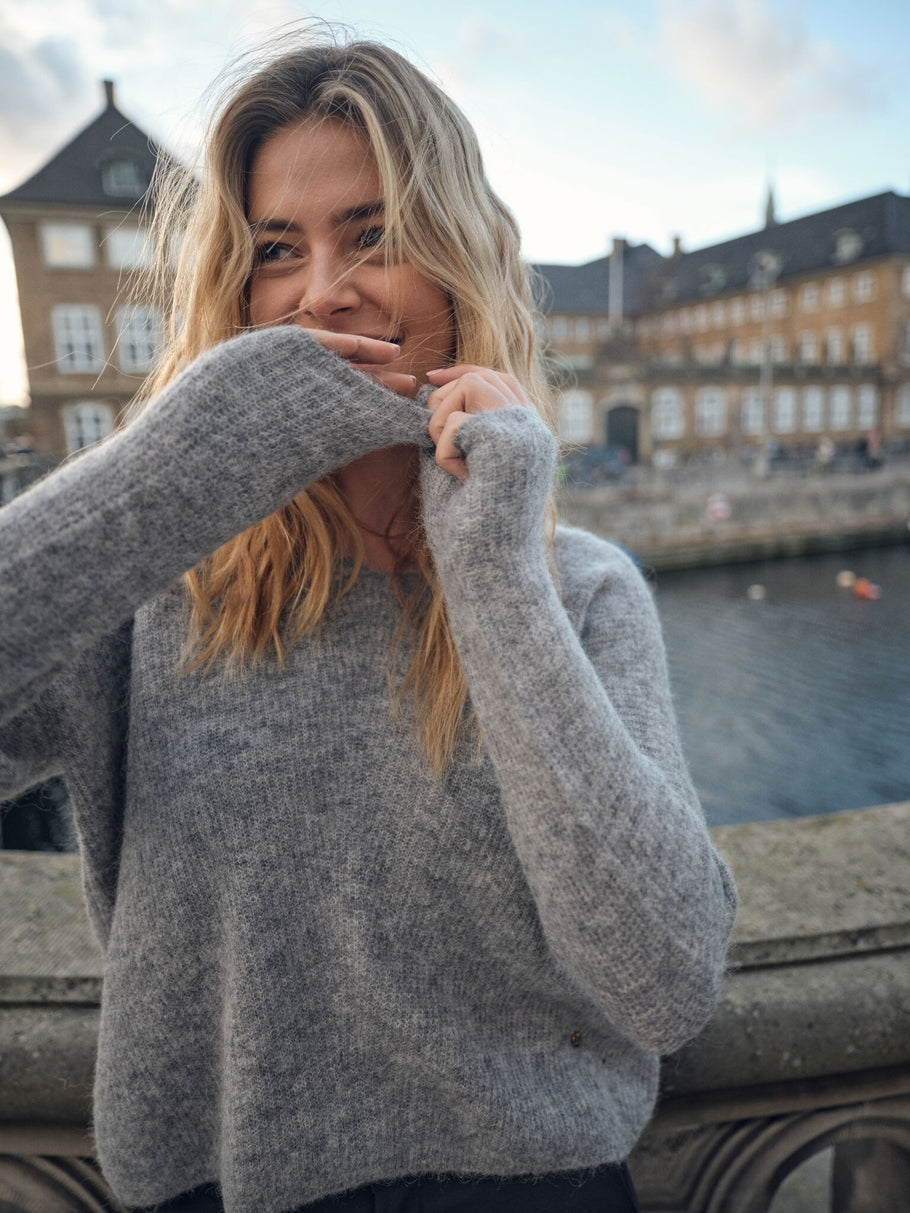 MMThora V-Neck Knit Grey Melange
