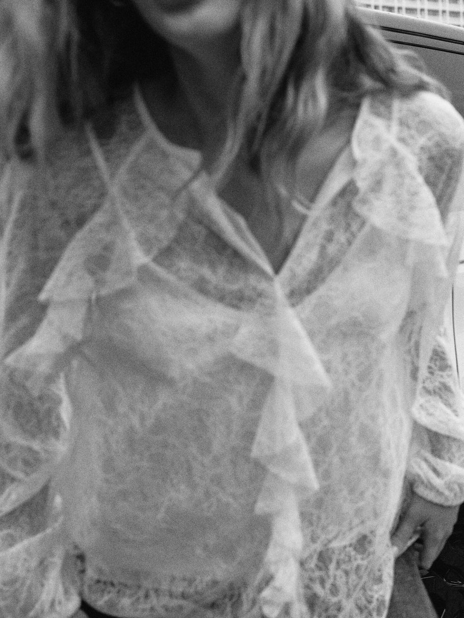 MMEika Lace Blouse Ecru