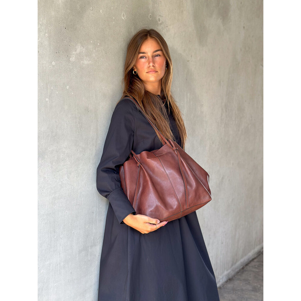 16160 - Lux Leather Shopper