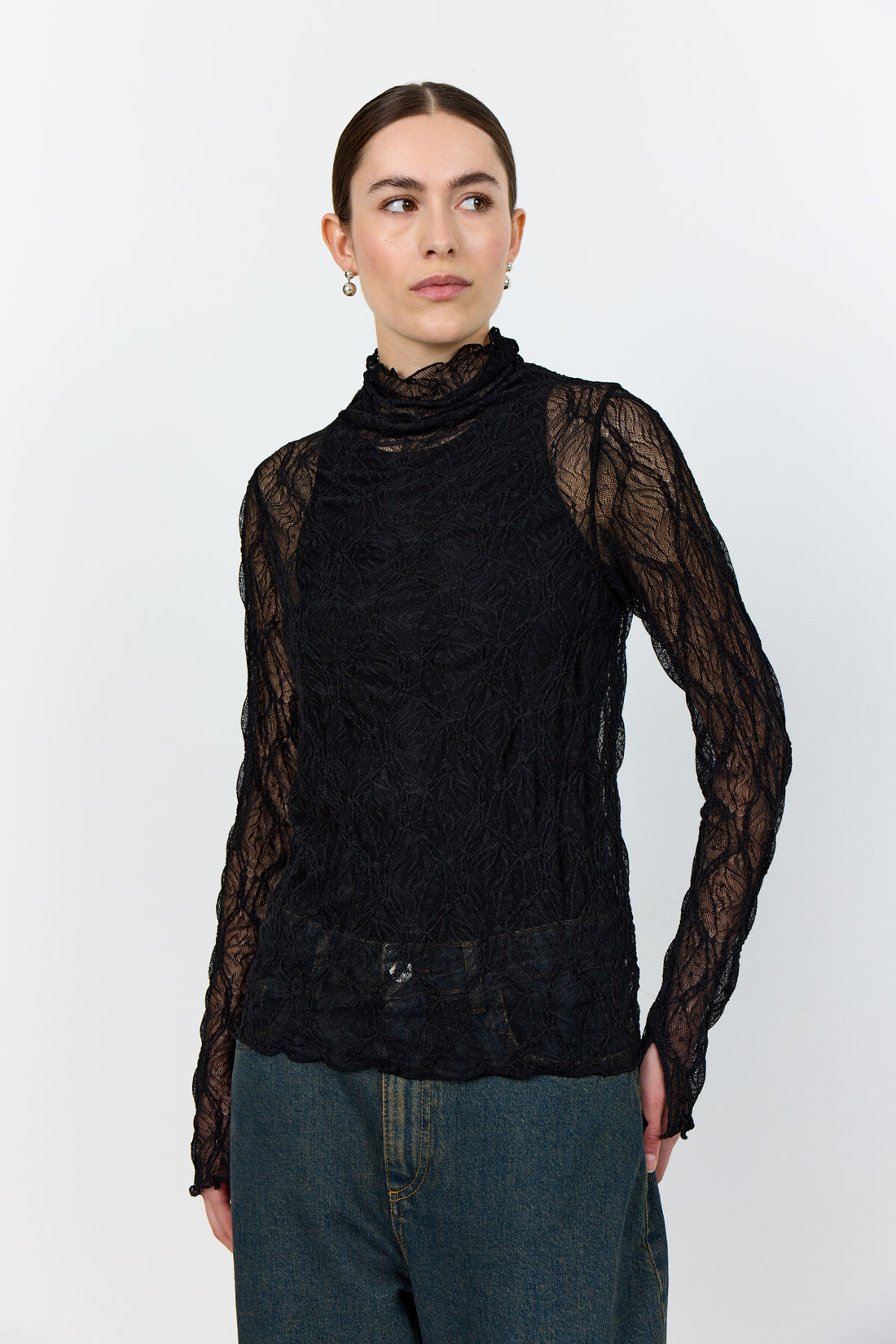 LR-Neva 1 Lace Blouse
