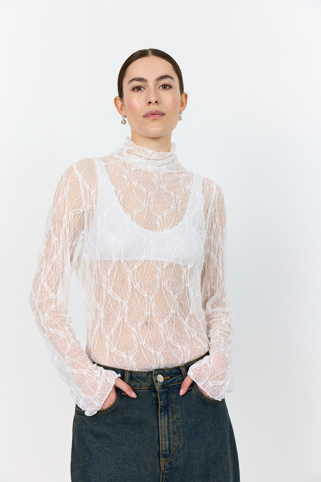 LR-Neva 1 Lace Blouse