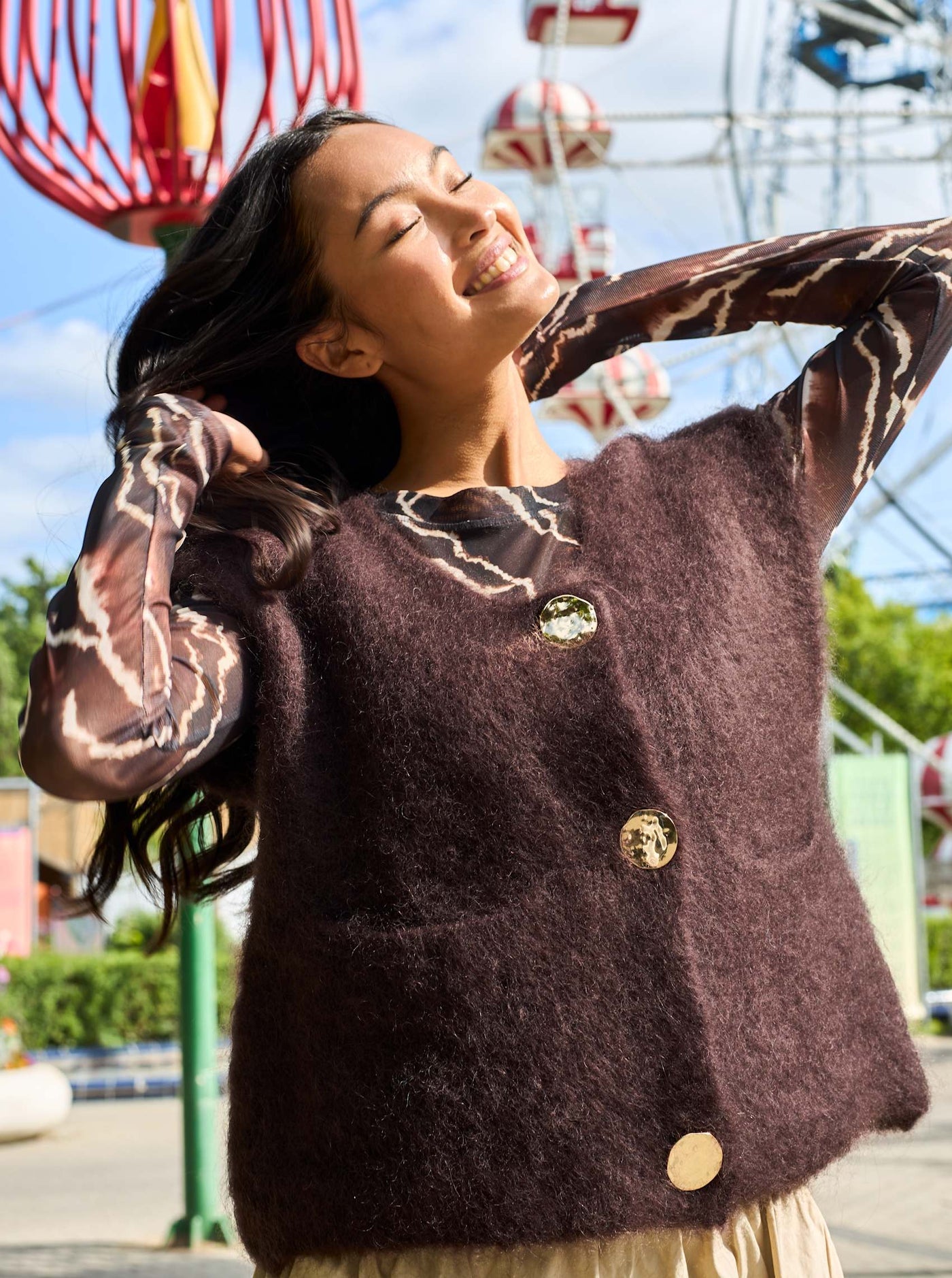 BCBjoerk Knitted Big Botton Vest