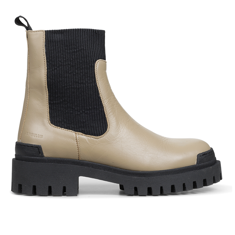 HACKER Chelsea Boot With Elastic 7653-101