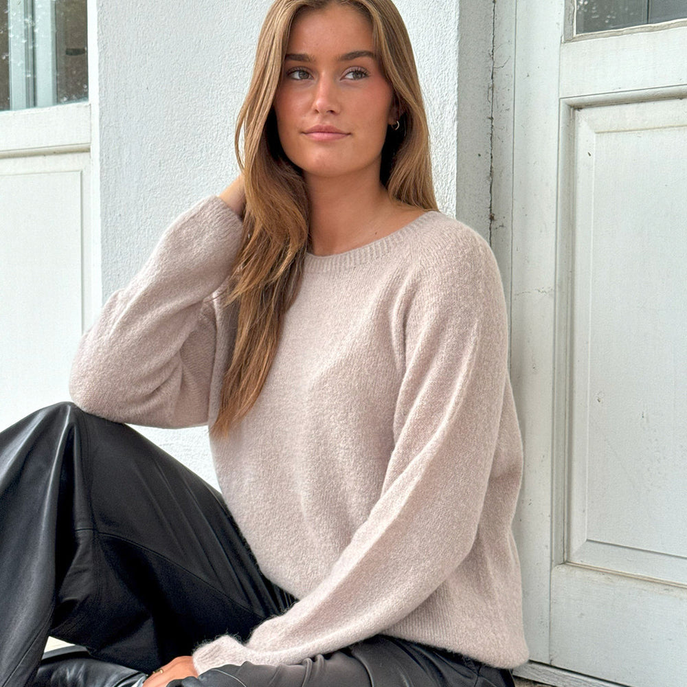 SarahDe Alpaca O-Neck Jumper