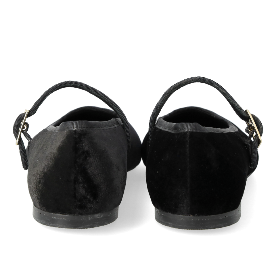 1725-101 Ballerina With a Moderate Square Toe Black