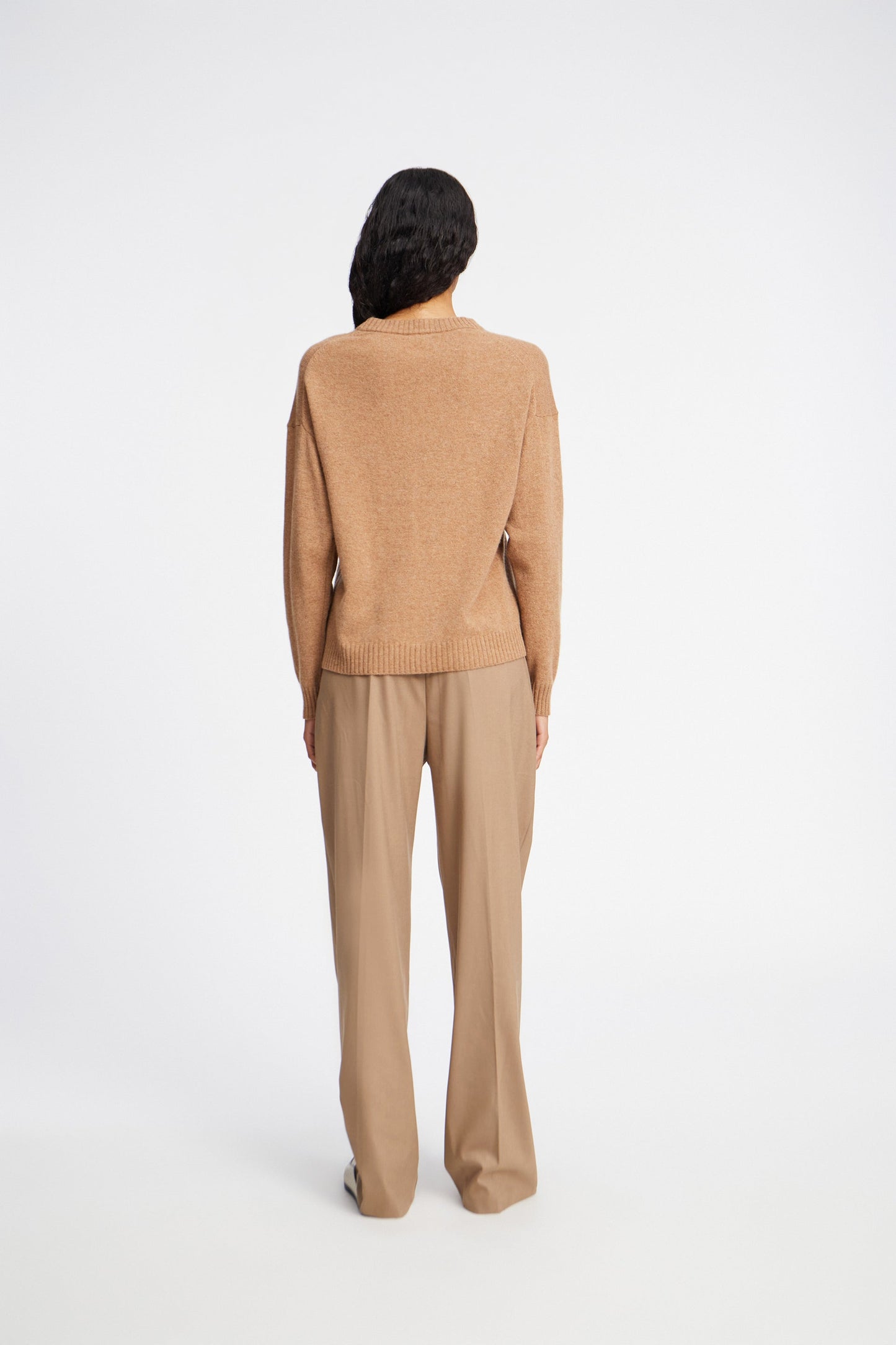 Kiaran Cashmere O-Neck Jumper Camel