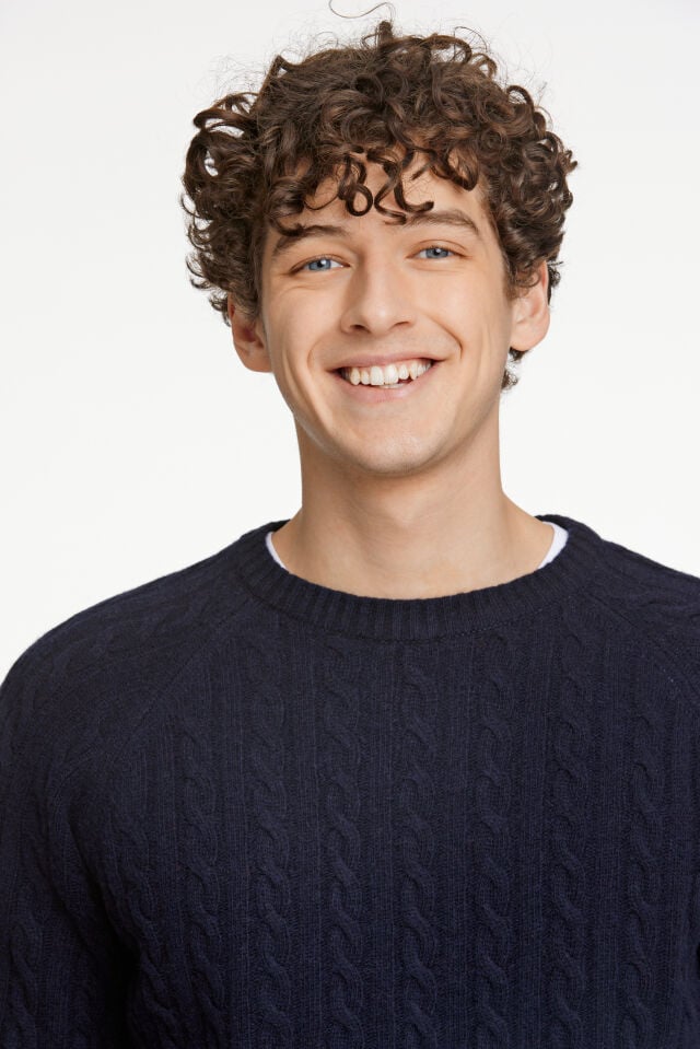 Mens - Lambs Wool Cable Knitted Jumper (30-800227)