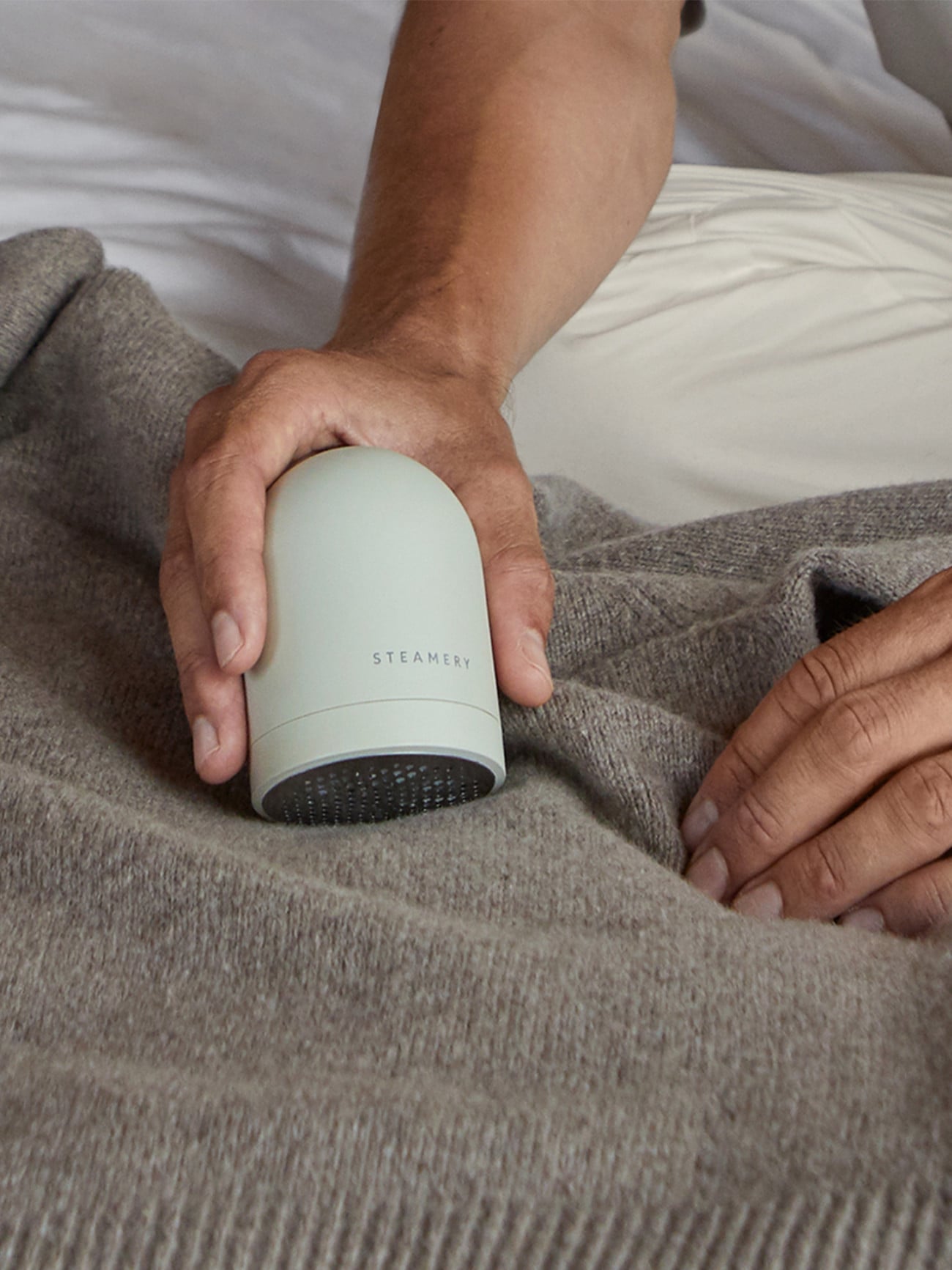 Pilo 2 Fabric Shaver - Sand