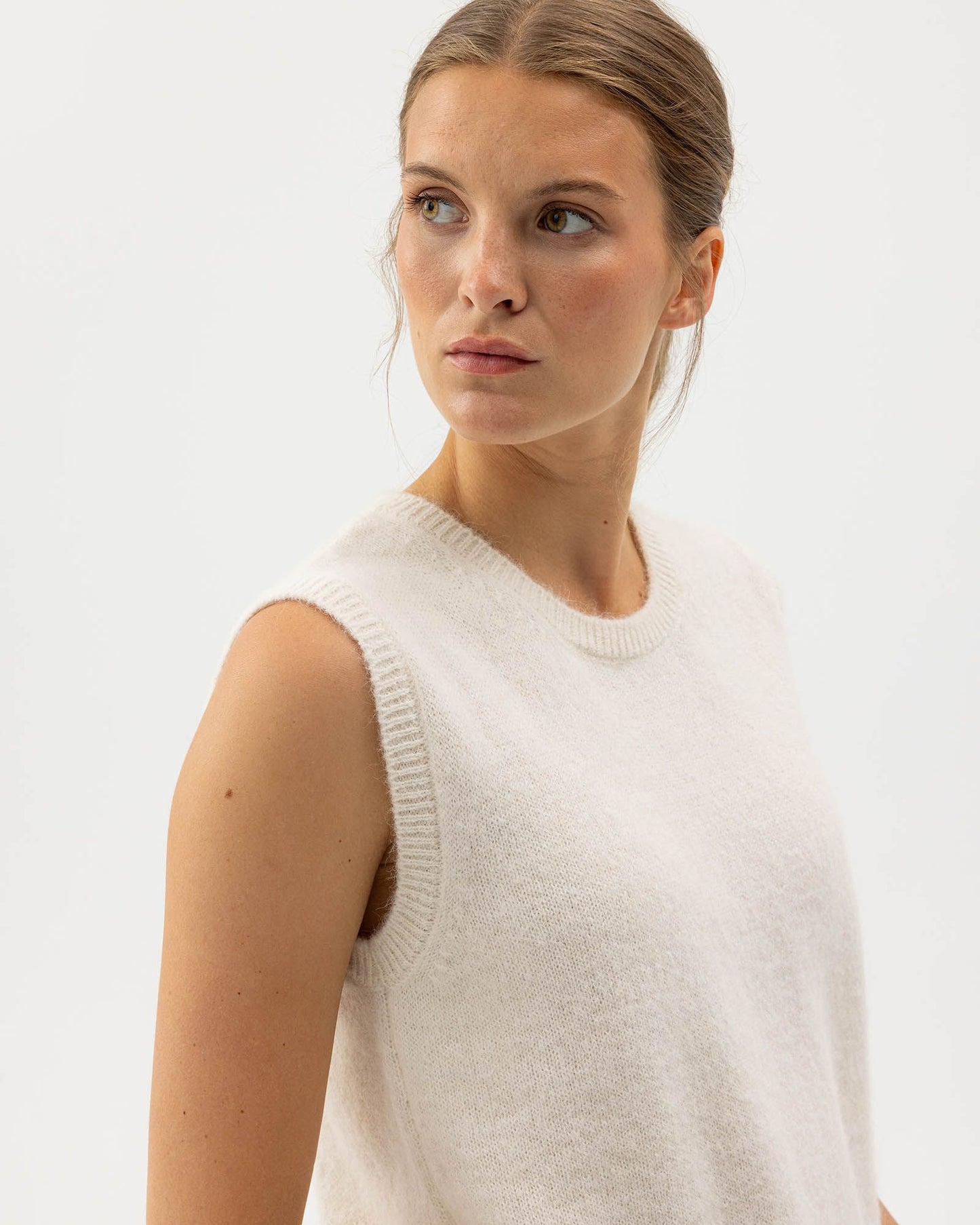 Elsy Knitted Vest Off White