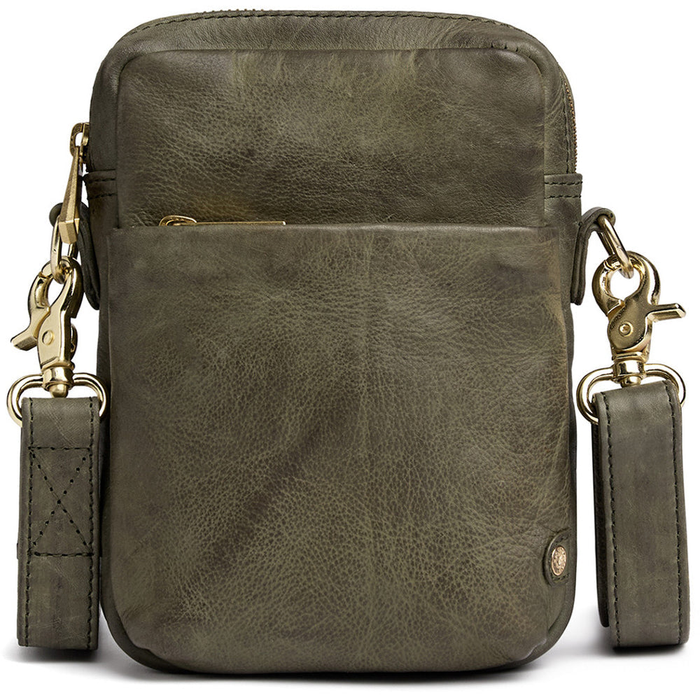 15700 - Classic Soft Leather Mobile Bag