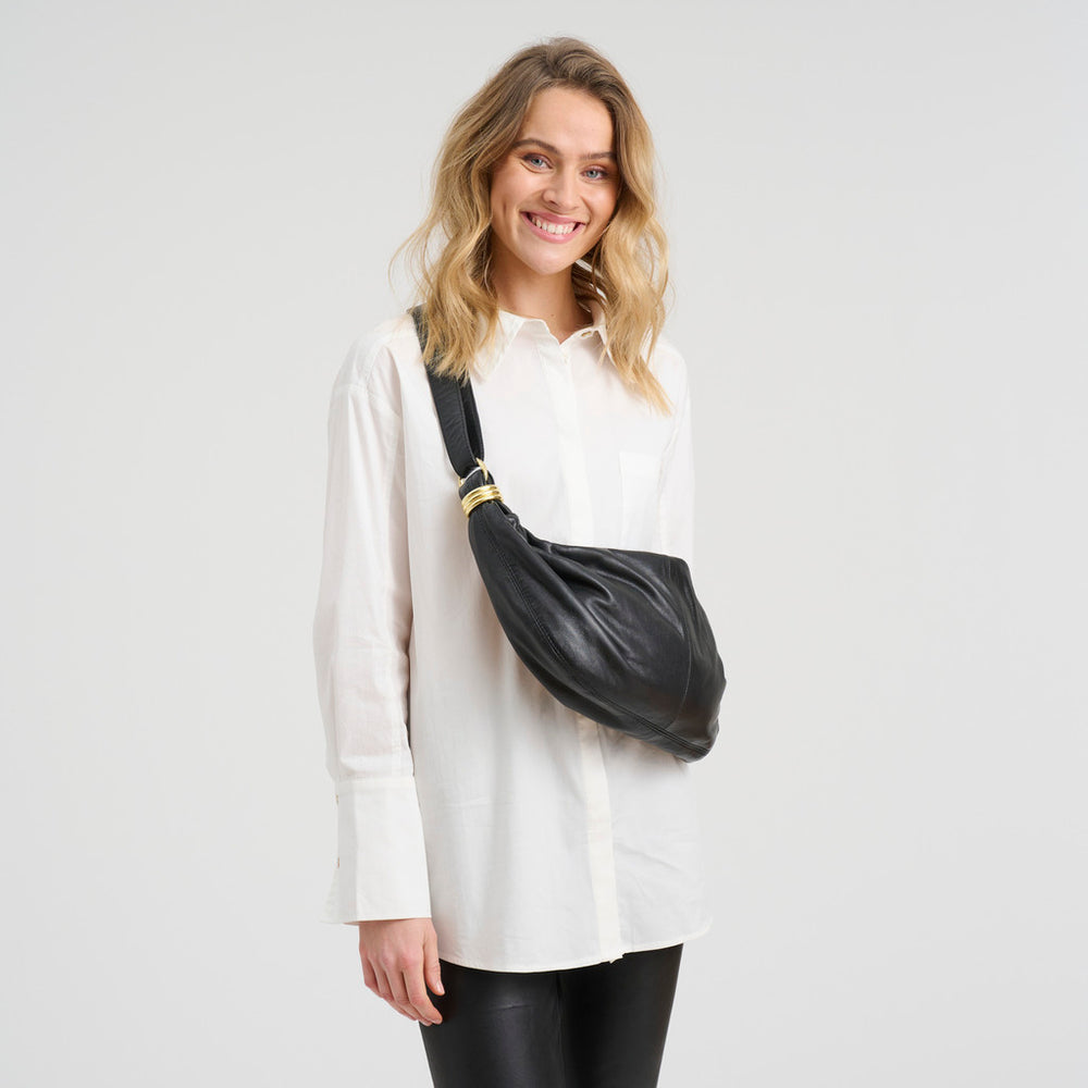 16964 - Athens Crossover Black