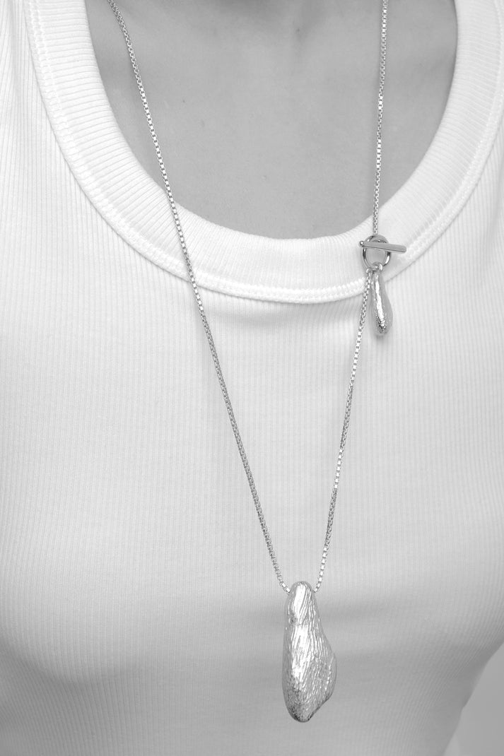 NE799S - Ashen Necklace Silver