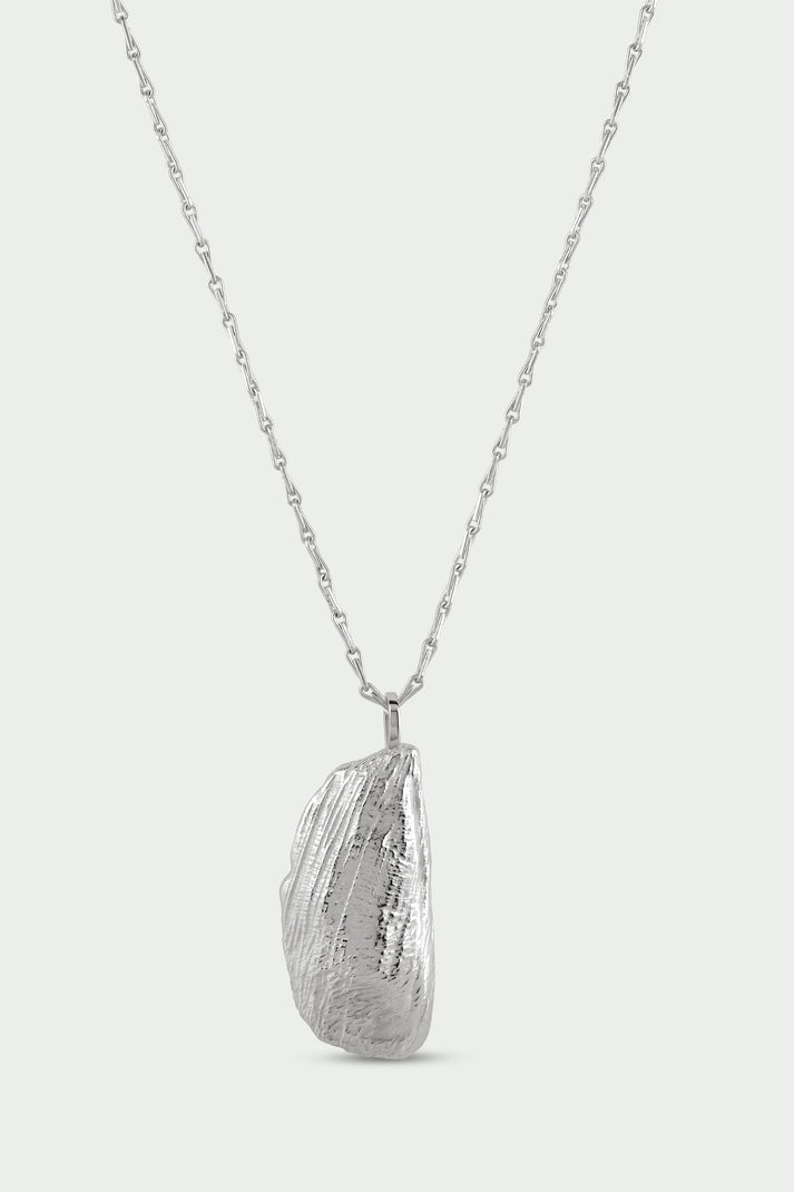 NE821 - Ria Necklace