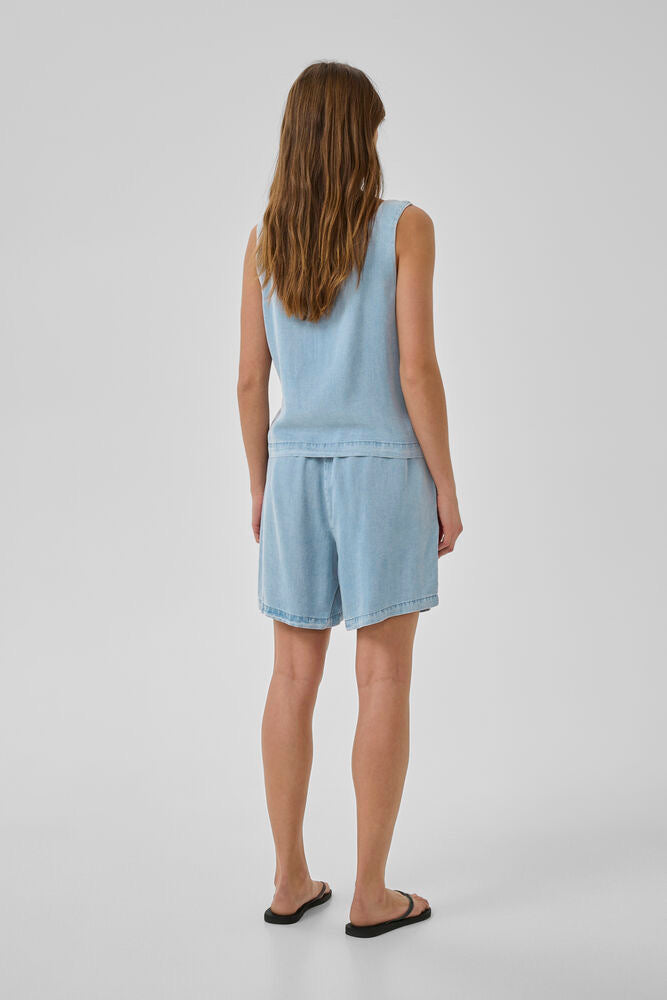MWNelly Dias Top Light Blue