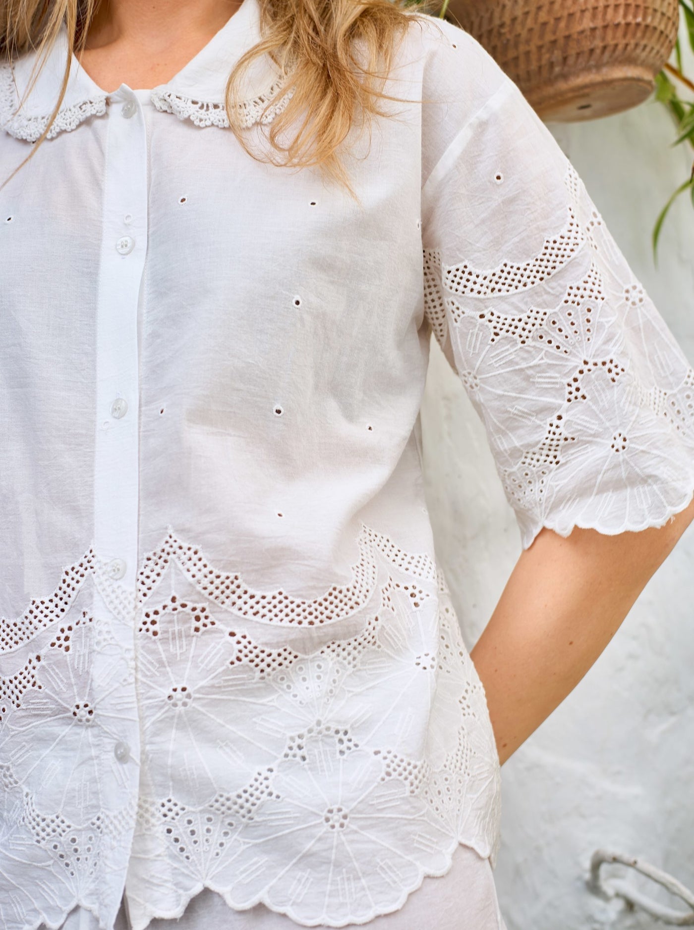 BCAgneta Lace Blouse White